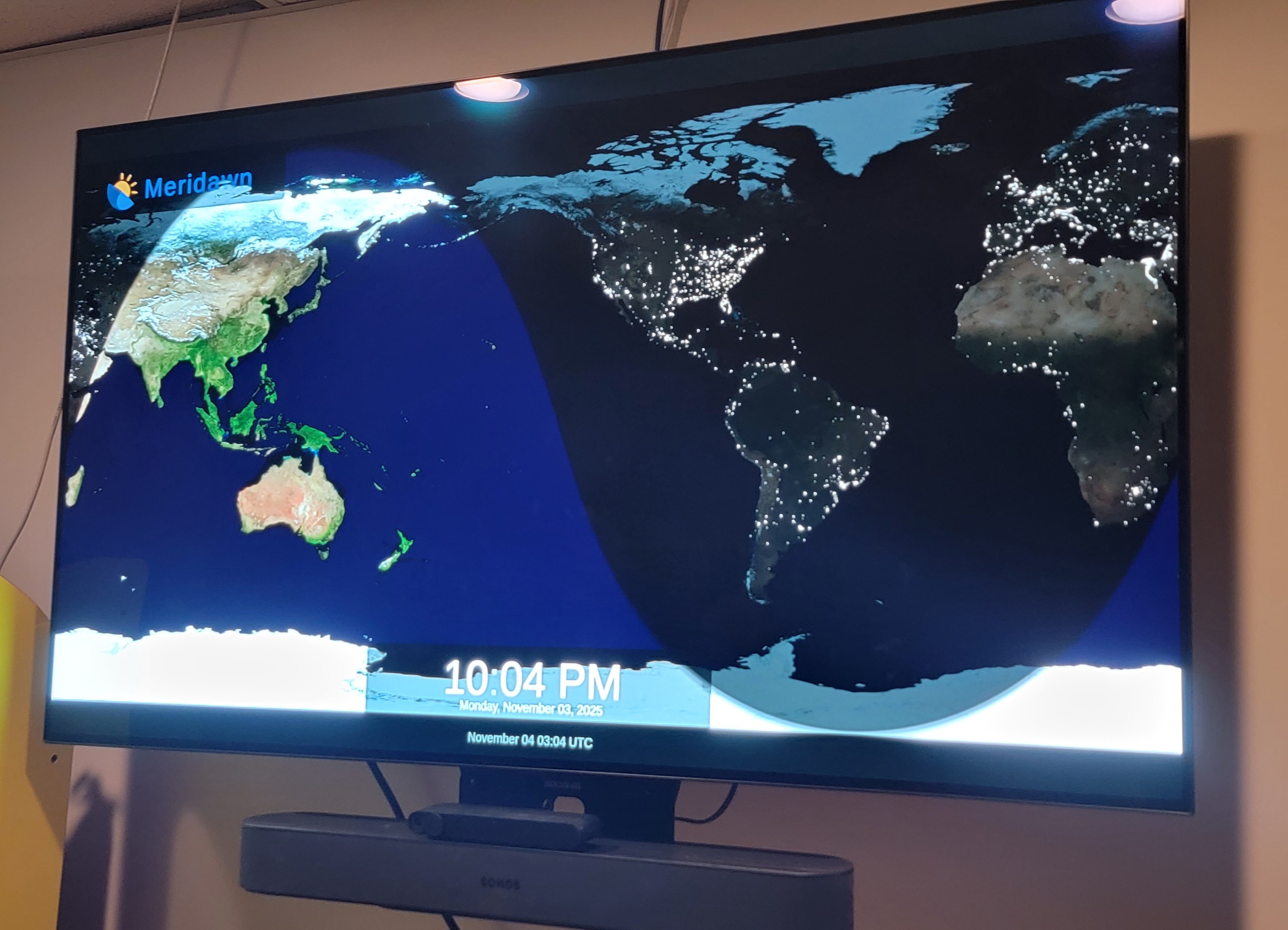 Meridawn Earth Clock displayed on OLED monitor